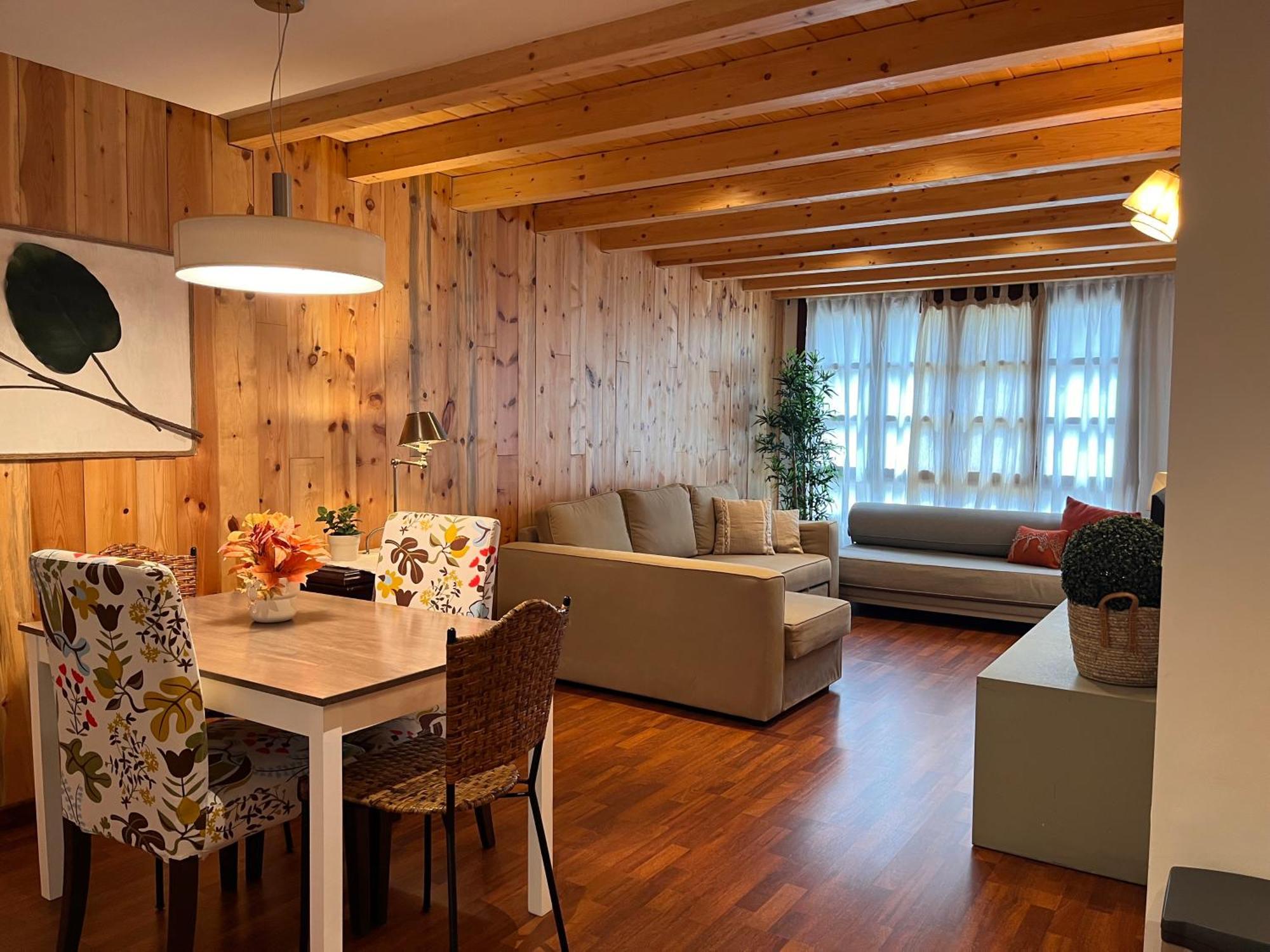 Luxury House Valencia D'Aneu Appartement Buitenkant foto