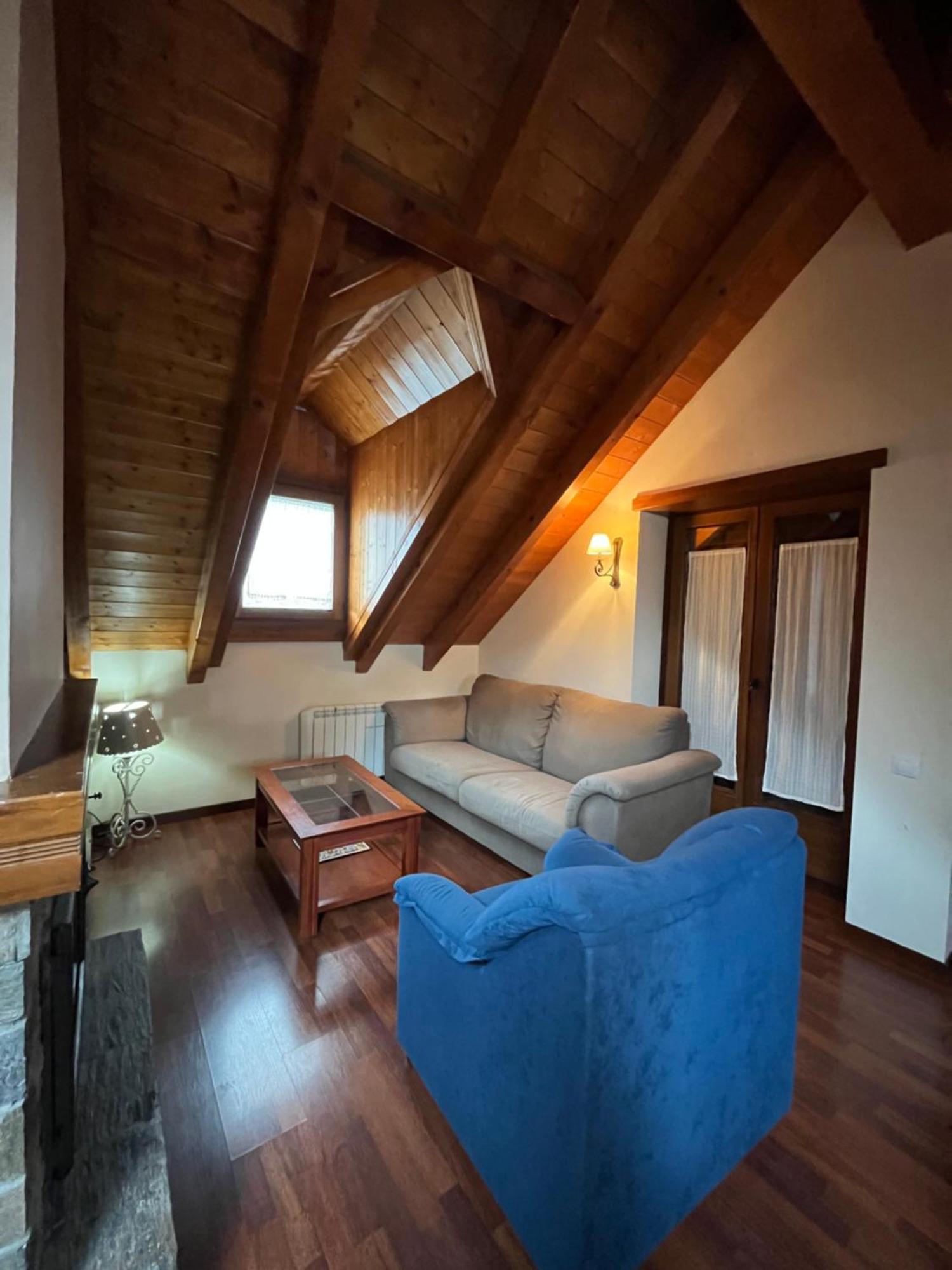 Luxury House Valencia D'Aneu Appartement Buitenkant foto