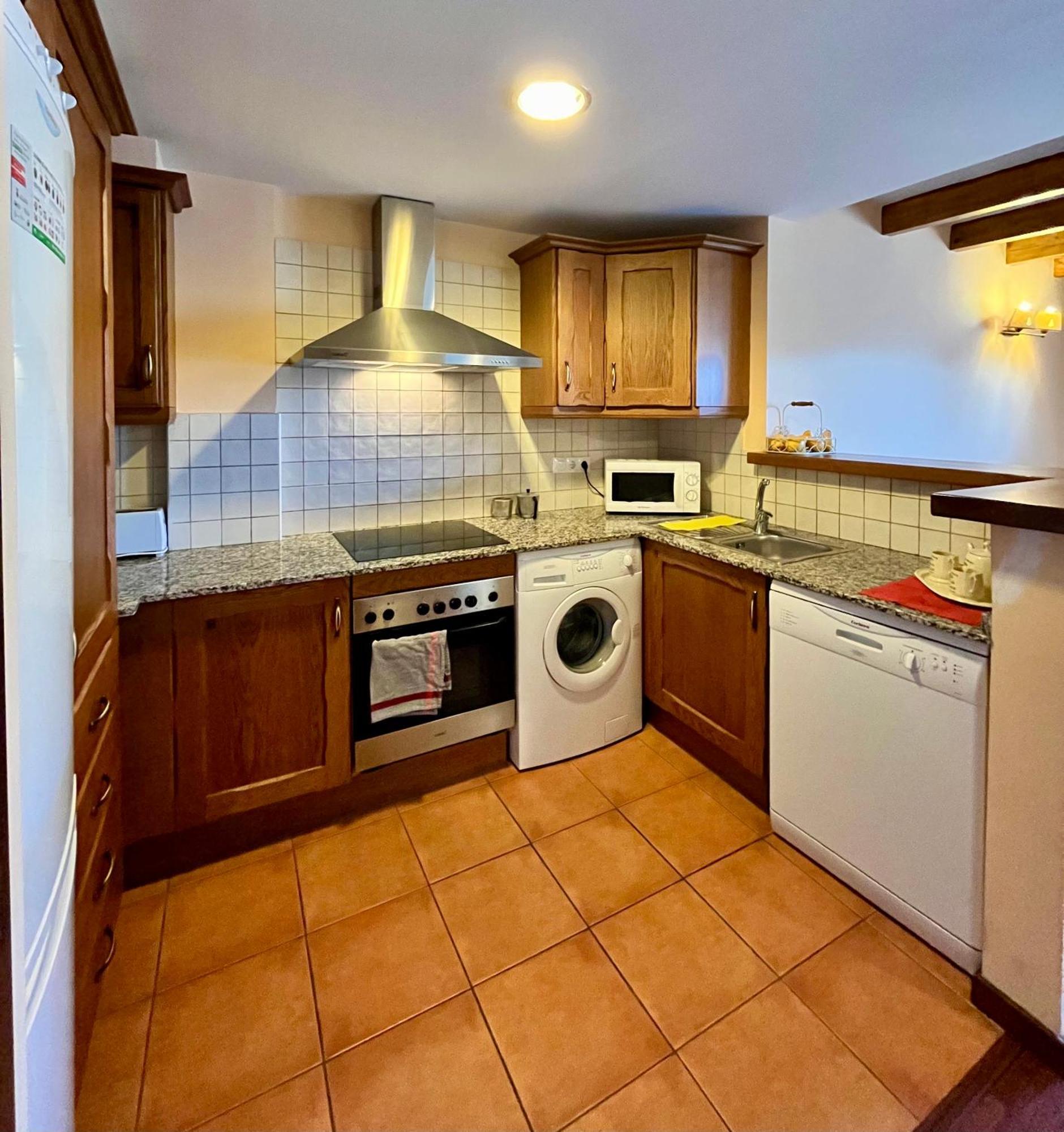 Luxury House Valencia D'Aneu Appartement Buitenkant foto