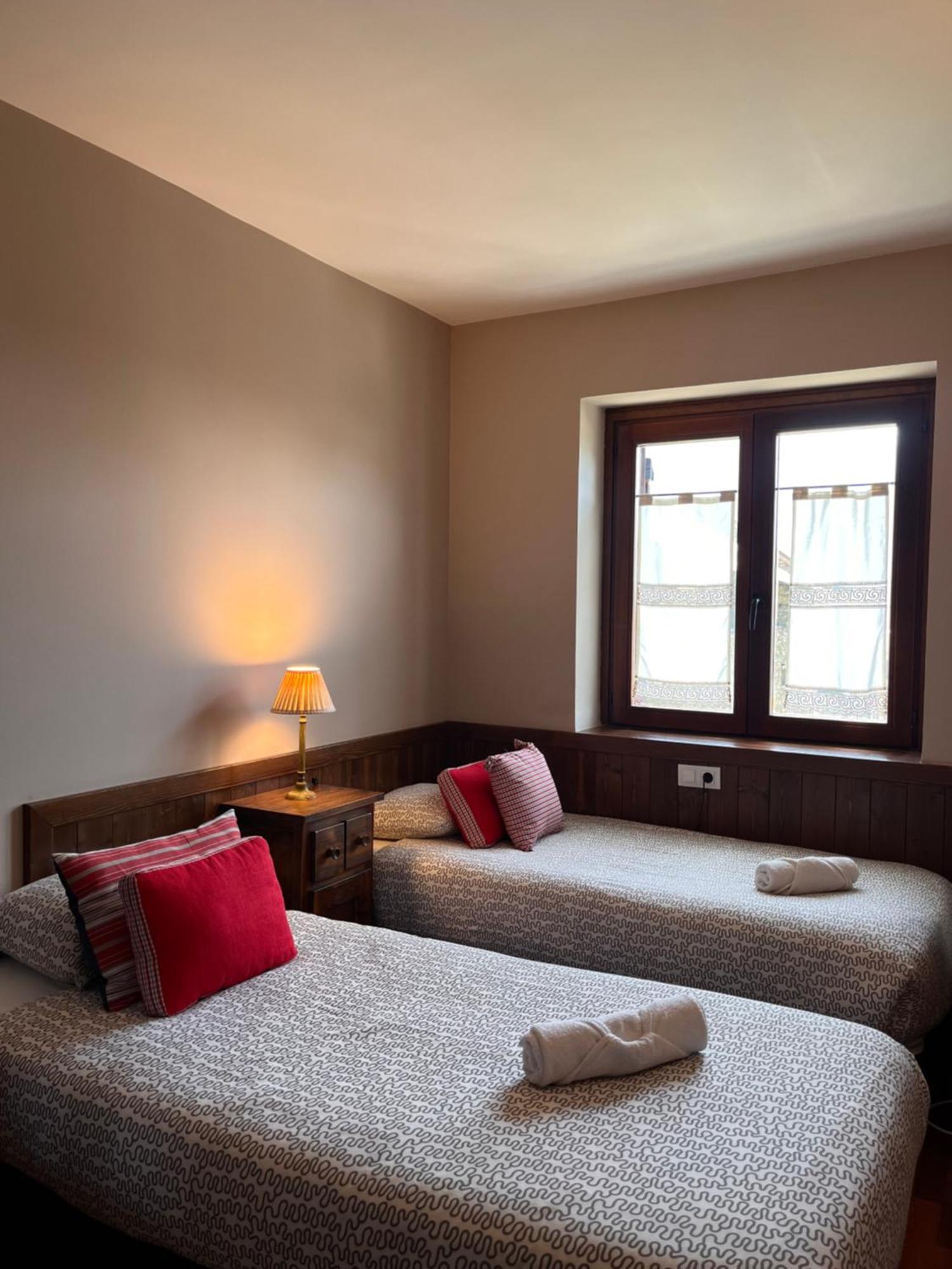 Luxury House Valencia D'Aneu Appartement Buitenkant foto