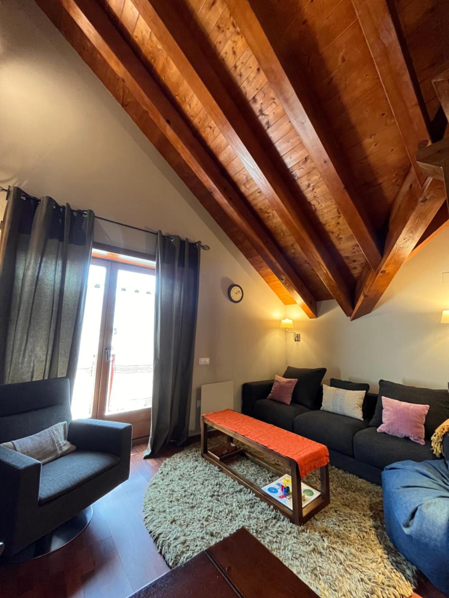 Luxury House Valencia D'Aneu Appartement Buitenkant foto