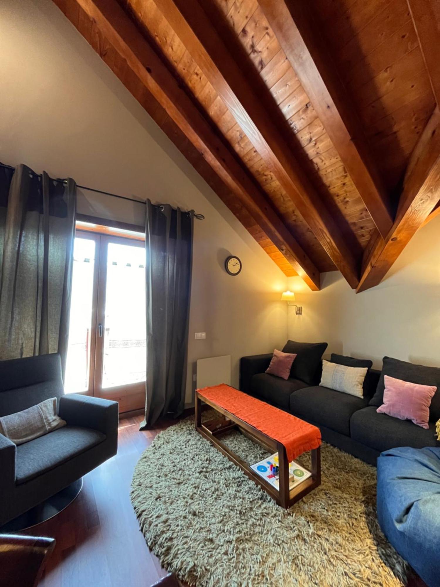 Luxury House Valencia D'Aneu Appartement Buitenkant foto